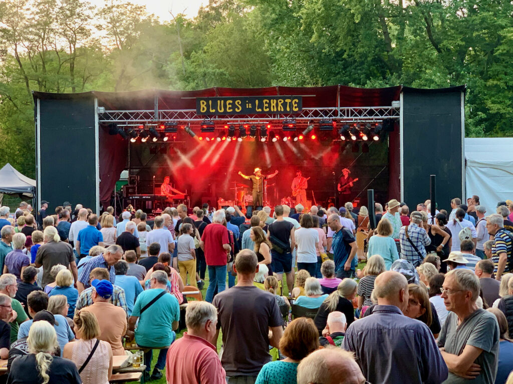 Seit über 40 Jahren bereichert das Bluesfestival am Rodelberch die Lehrter Musik- und Kulturszene. Foto: Wolfgang Reimann